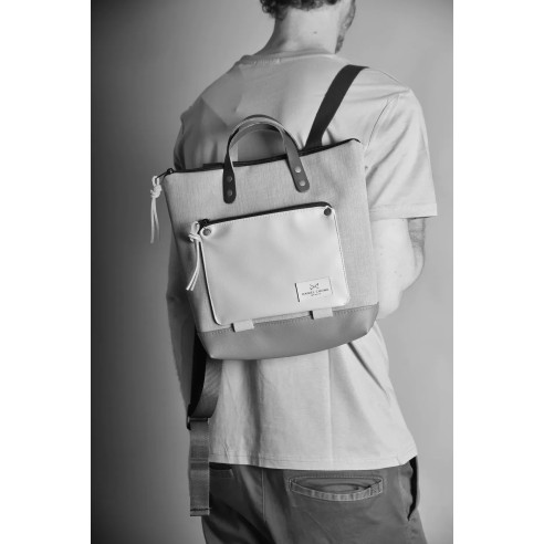 Daniel Chong Book Holder Cuadrada DZ Backpack - UNISEX