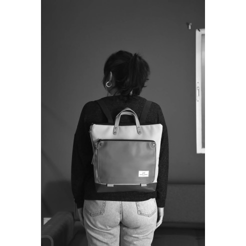 Mochila Daniel Chong Book Holder Cuadrada impermeable - UNISEX