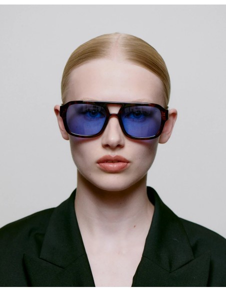 A.Kjaerbede Kaya Demi Tortoise, Gafas de sol