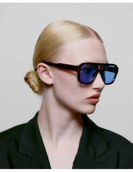 A.Kjaerbede Kaya Demi Tortoise, Gafas de sol