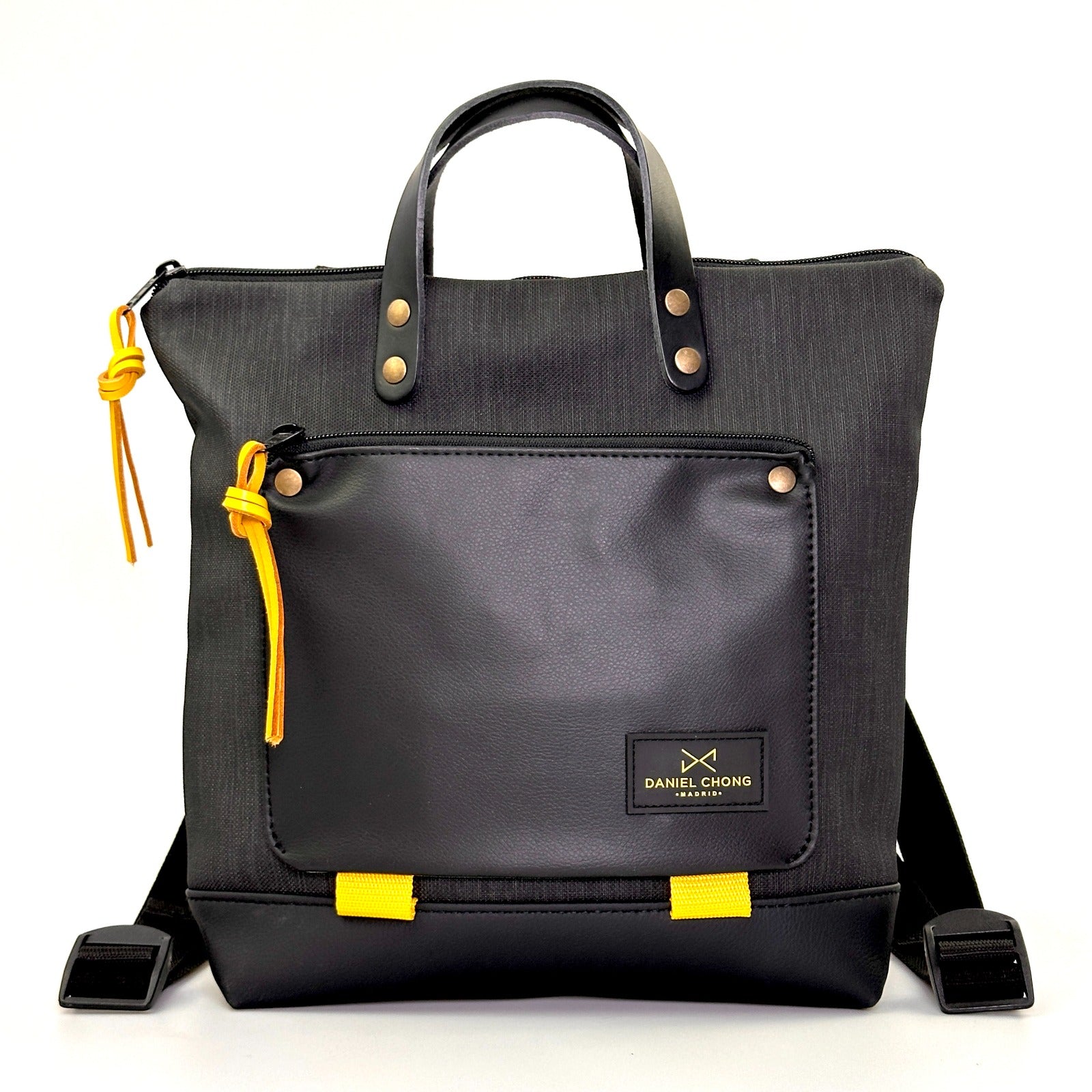 Mochila Daniel Chong Book Holder Mini Cuadrada Impermeable DZ
