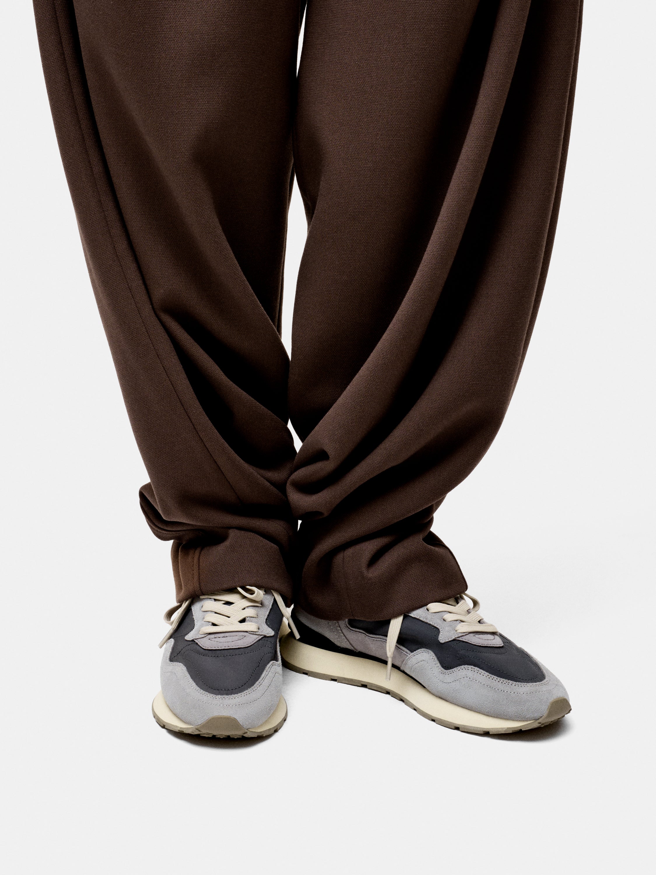 Zapatillas Hoff City Piel Ante Tonos Grises Unisex