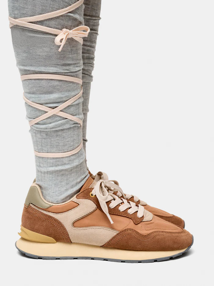 Zapatillas Hoff City Retro Tonos Melocotón Unisex