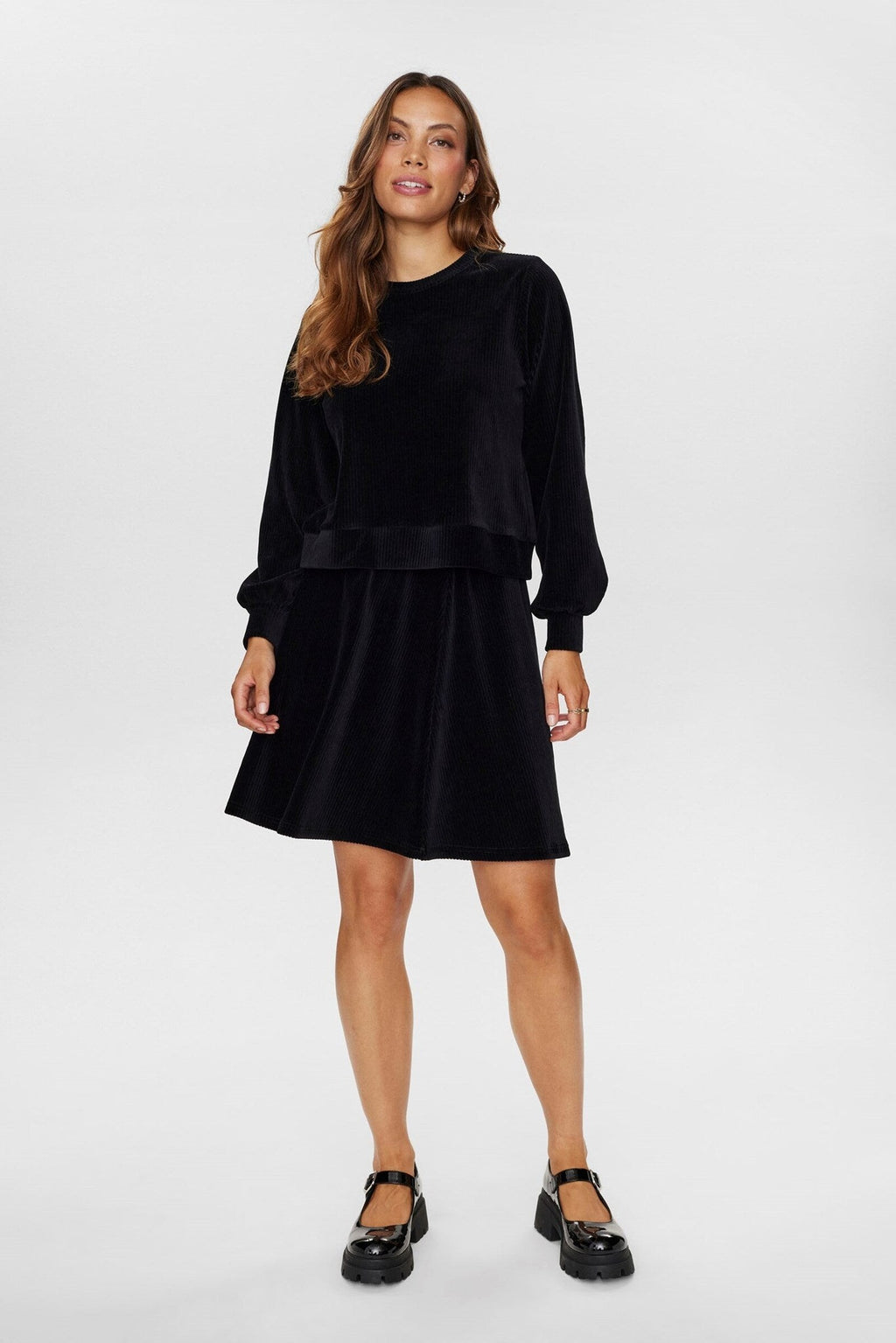 Sudadera Nümph Nuselma Sweat Caviar