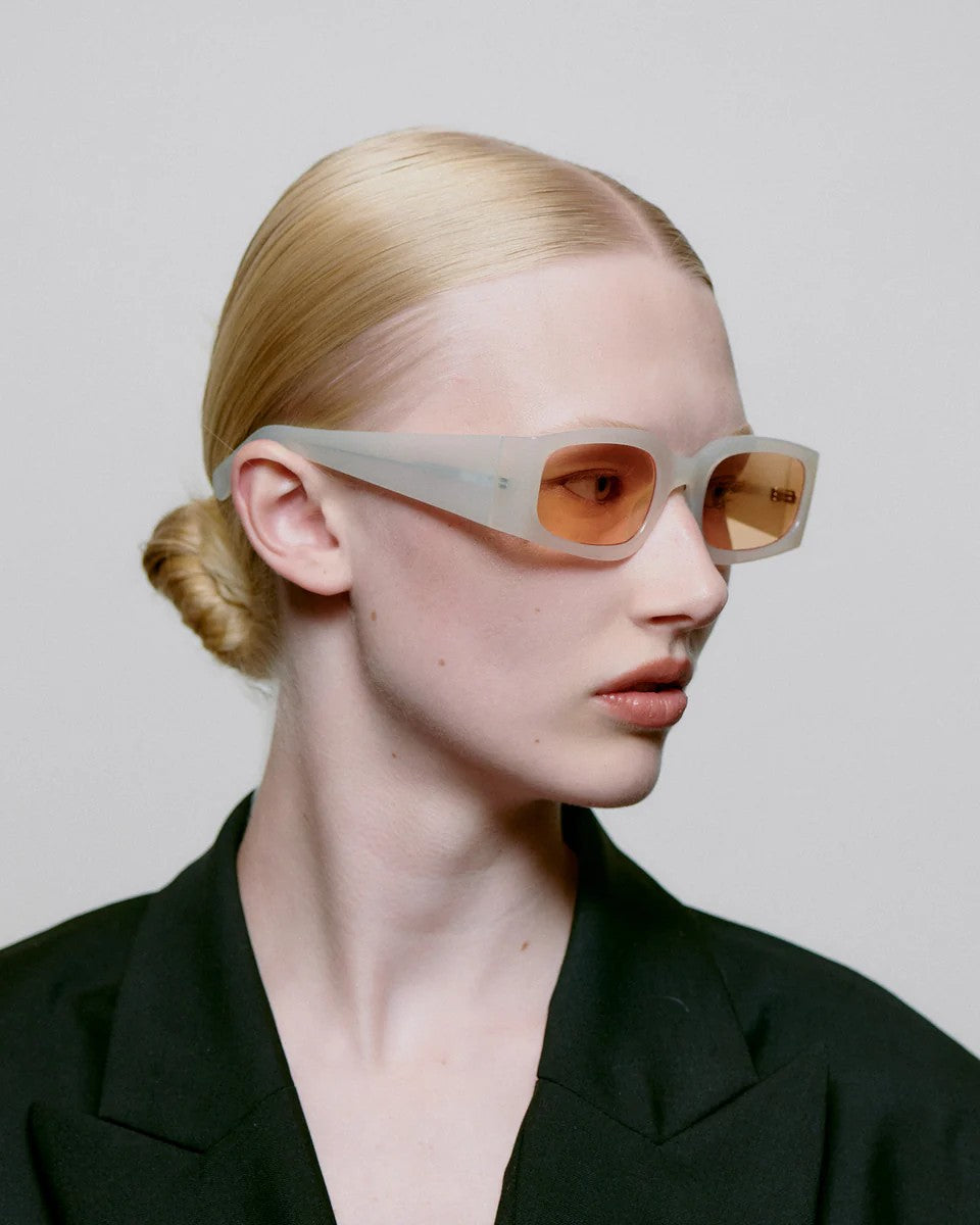 A.Kjaerbede Alex Cream bone, Gafas de sol