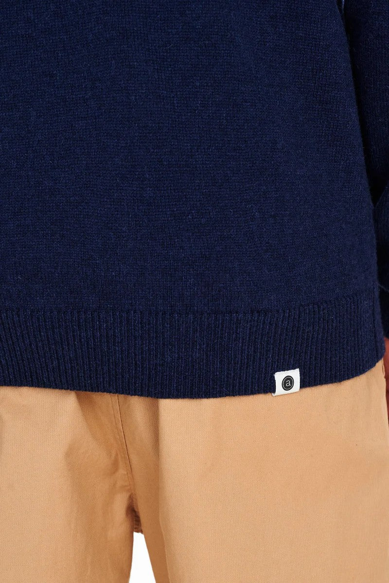 Jersey Anerkjenct Akrico Lambswool Knit Azul marino