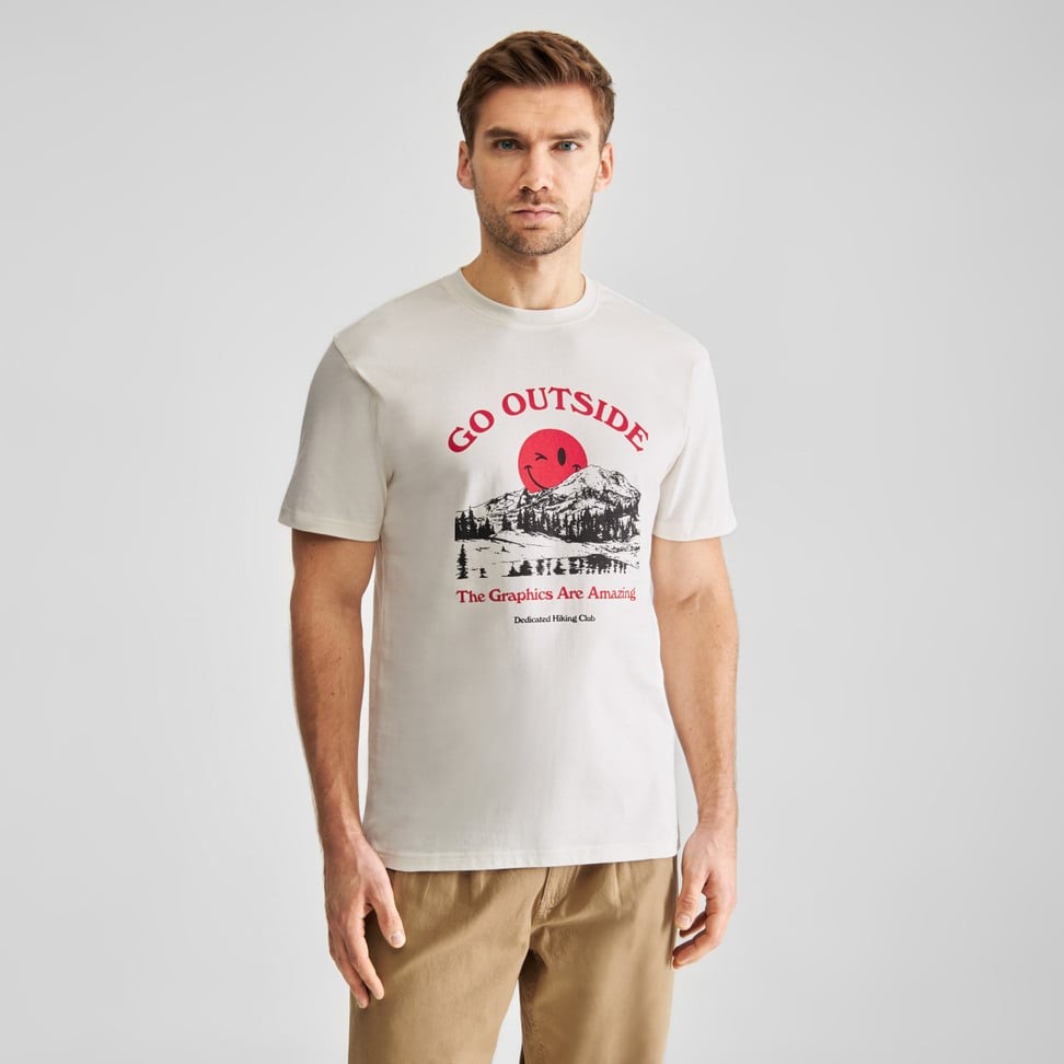 Camiseta Dedicated Stockholm Go Outside Off white