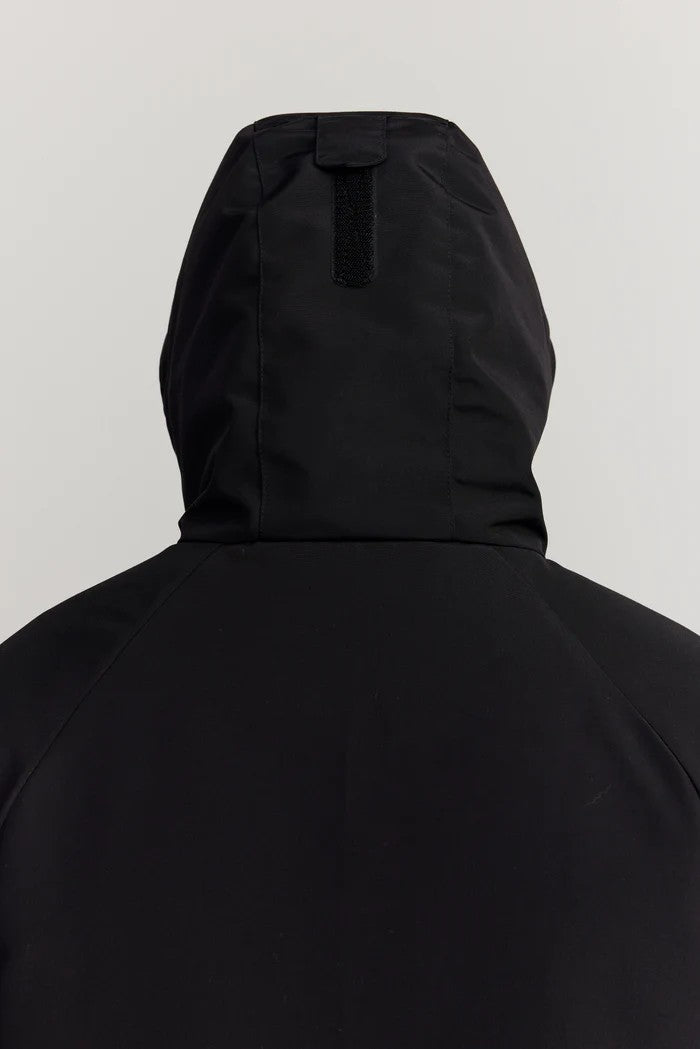 Abrigo Makia Observer Jacket Negro