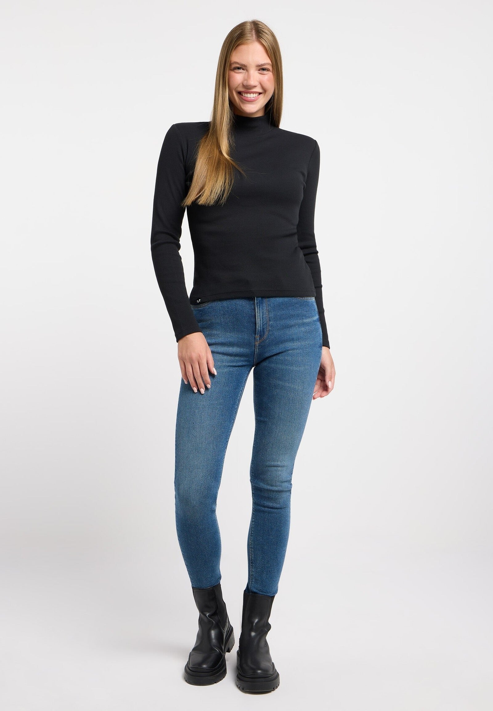 Camiseta Ragwear Janelle Long Black