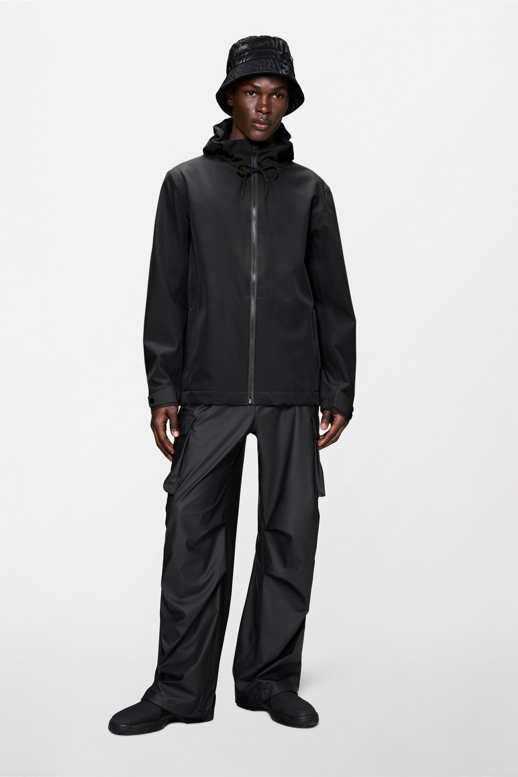 Chaqueta RAINS Suva Softshell Unisex W3T1 Negro