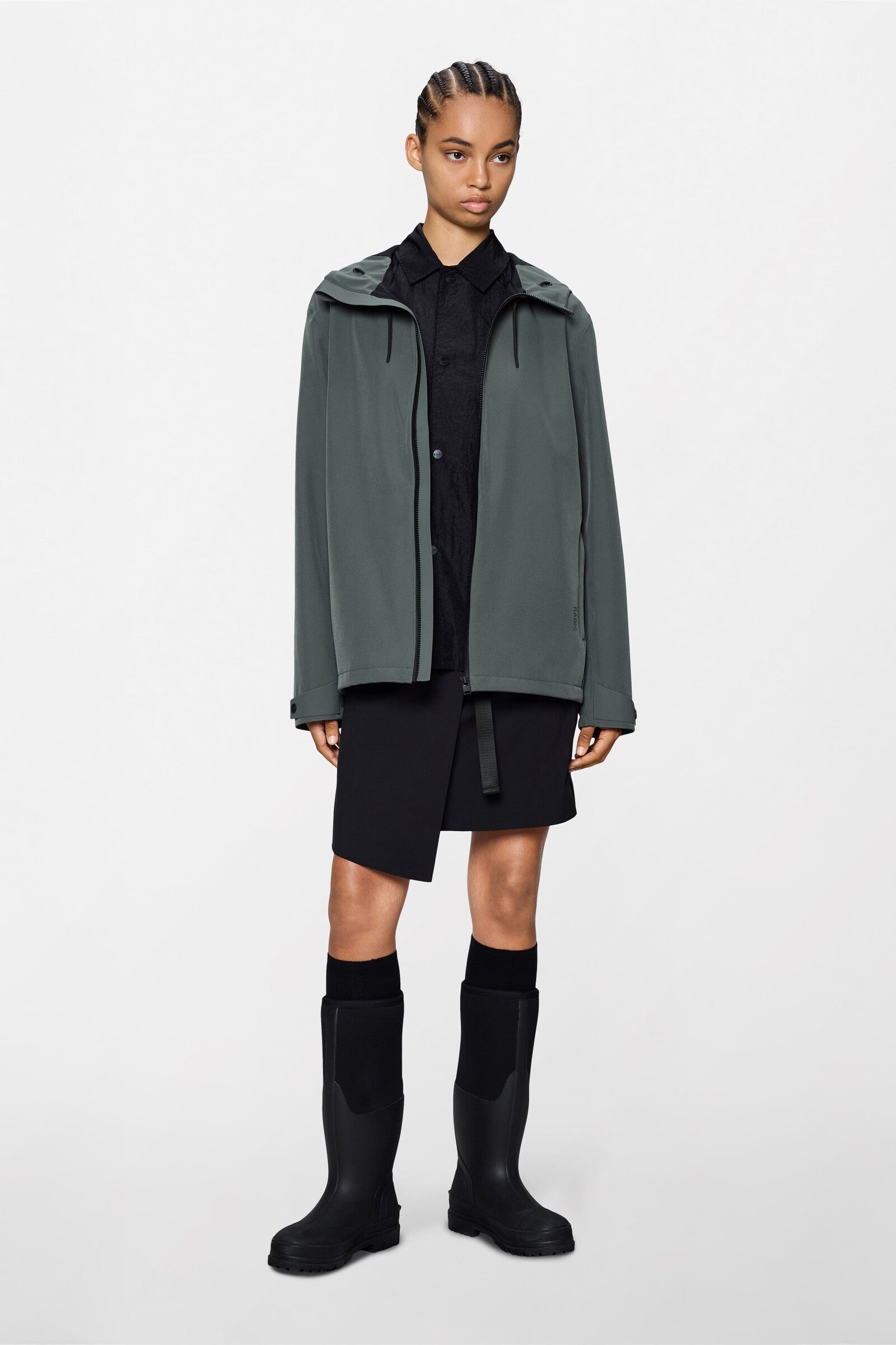 Chaqueta RAINS Suva Softshell Unisex W3T1 Gris Oscuro