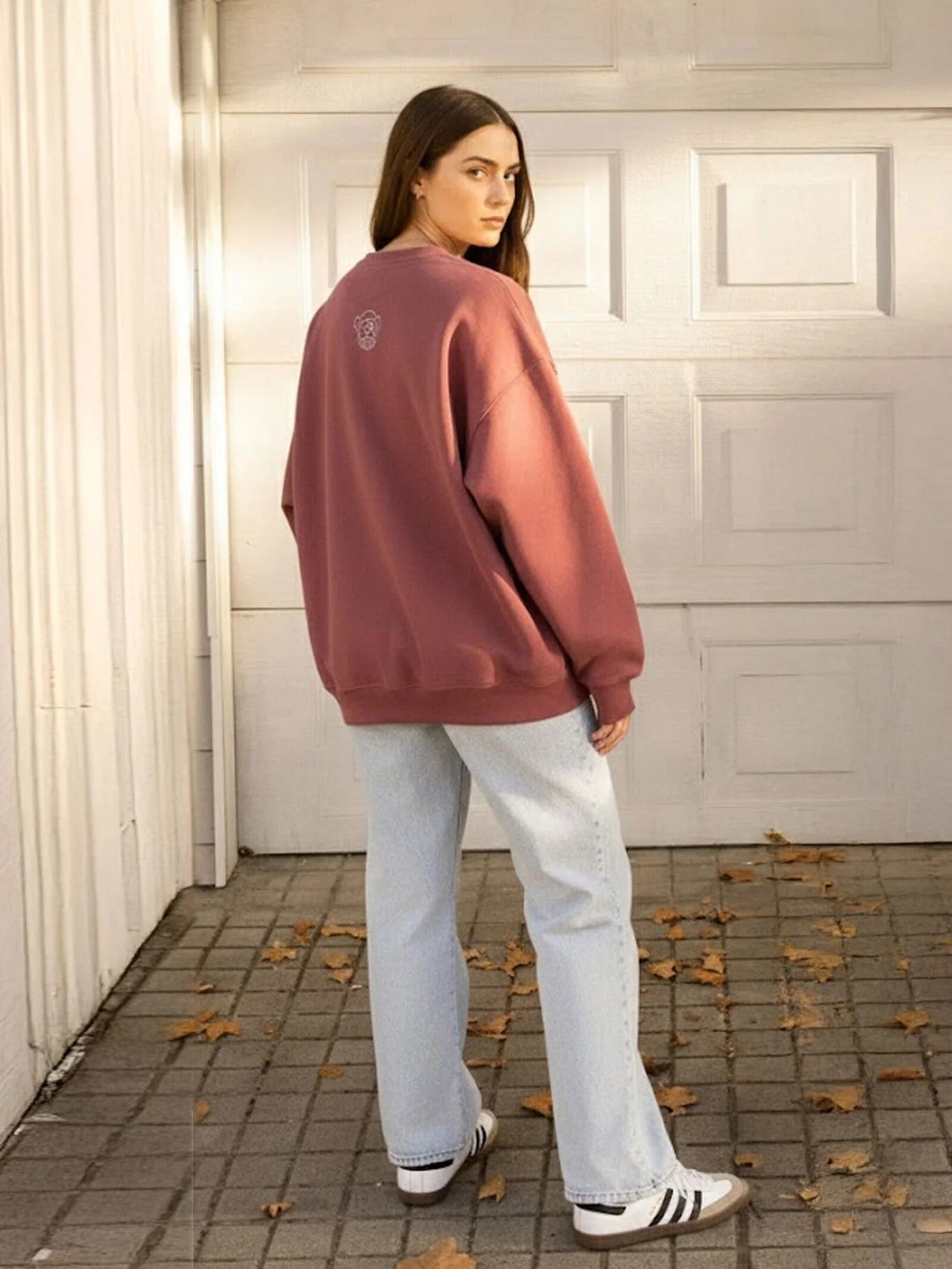 Sudadera Loco Monky Bendita Locura Oversize Vino