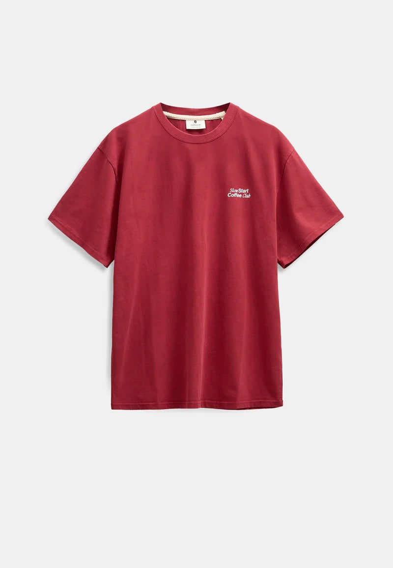 Camiseta Anerkjendt Akvillads Coffee Red Dahlia