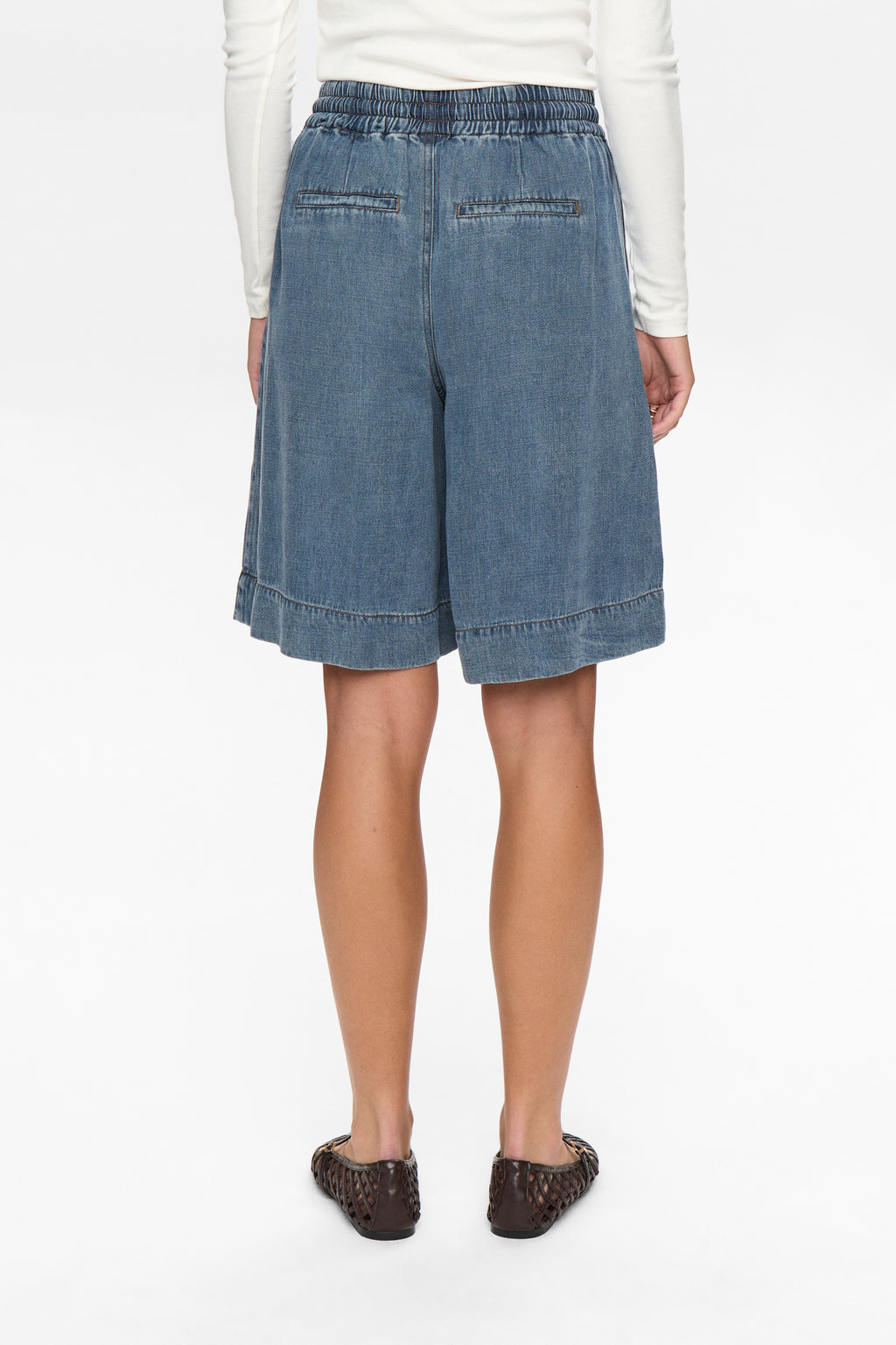 Pantalón Corto Ancho Nümph Nuelida Denim Snow Washed