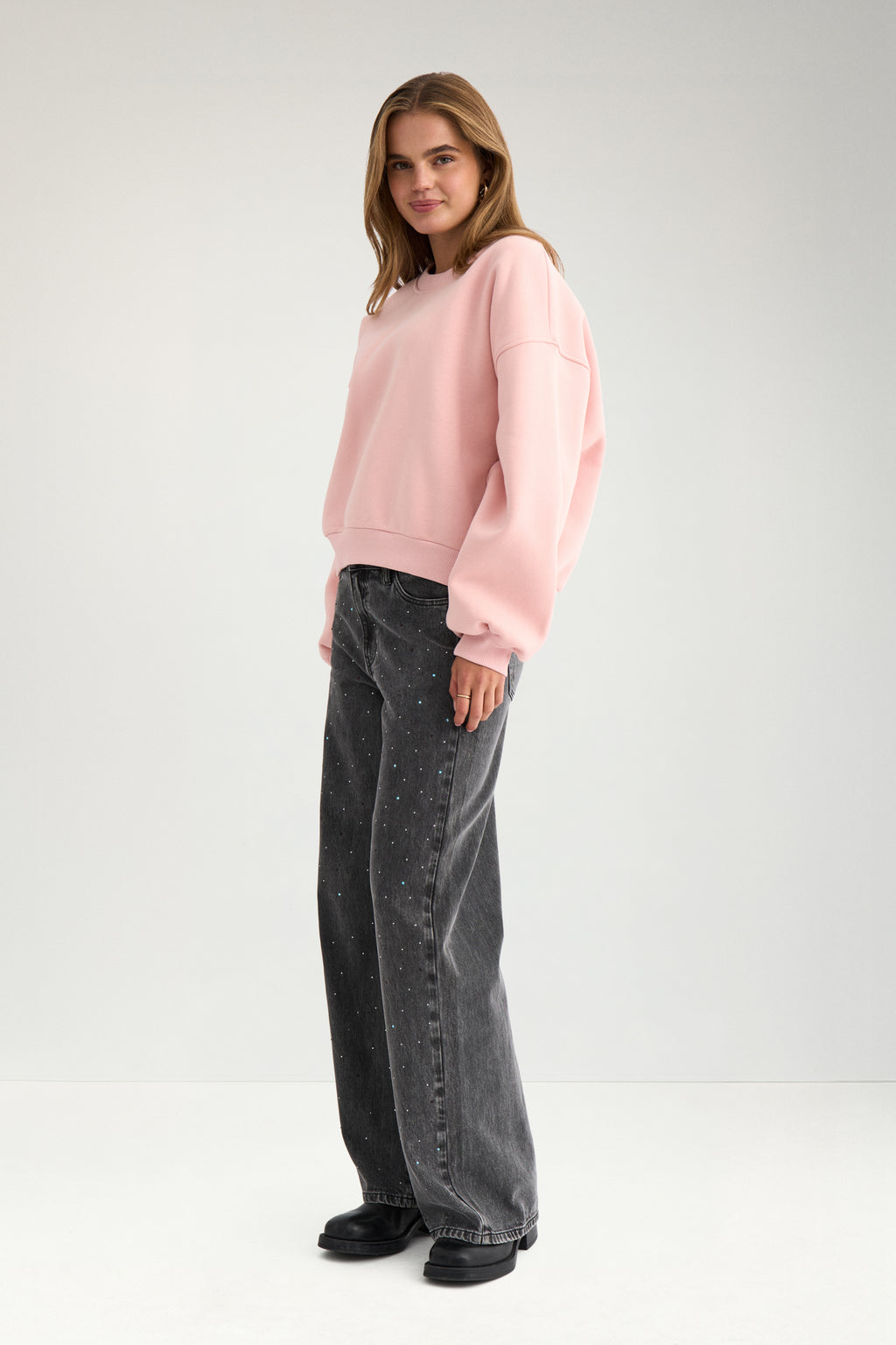 Sudadera Nümph Nubissa Oversize Cropped Peachskin