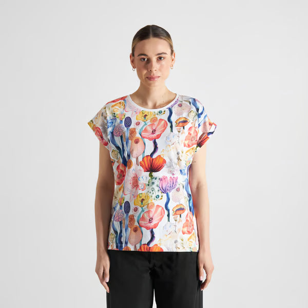 Camiseta Dedicated Visby Fantasy Flowers Multi Color