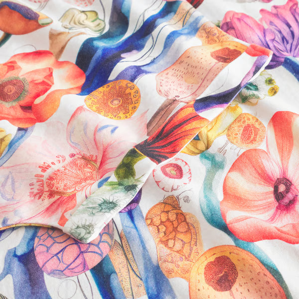 Camiseta Dedicated Visby Fantasy Flowers Multi Color