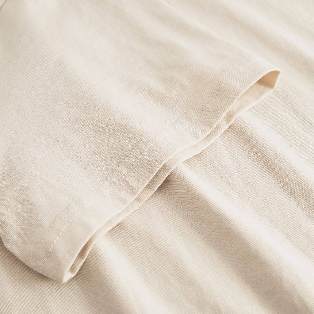 Camiseta Dedicated Stockholm Wish Chest Oat White