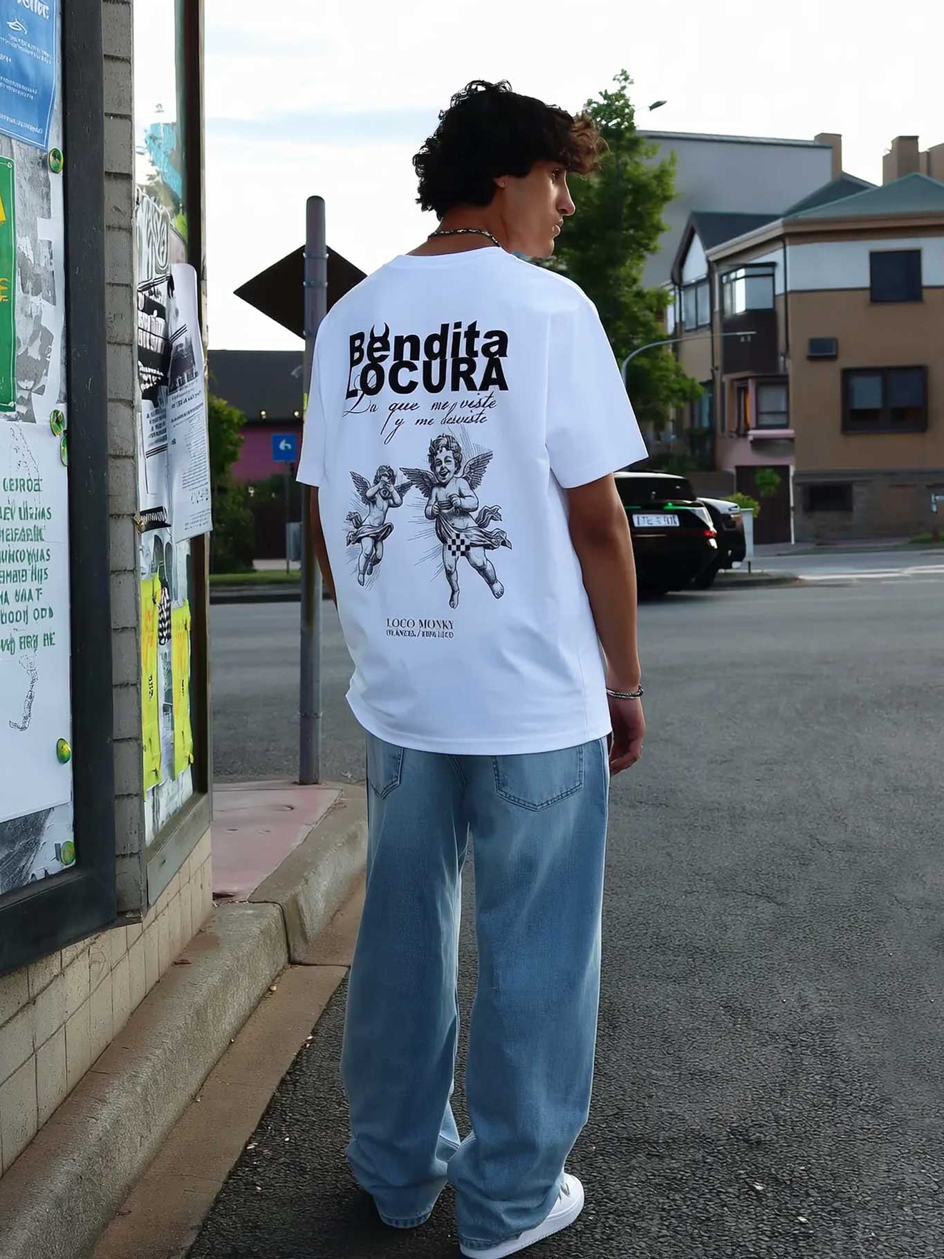 Camiseta Bendita Locura IV de Loco Monky White