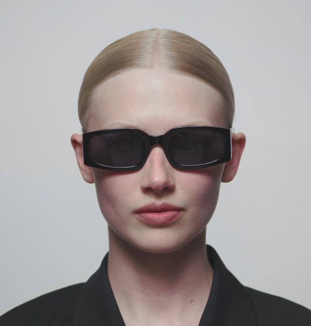 A.Kjaerbede Alex Black, Gafas de sol