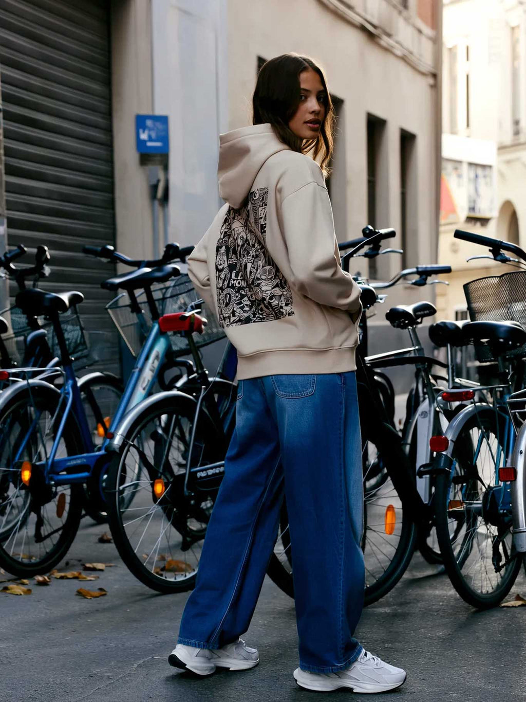 Sudadera Unisex Nonsense de Loco Monky Sand